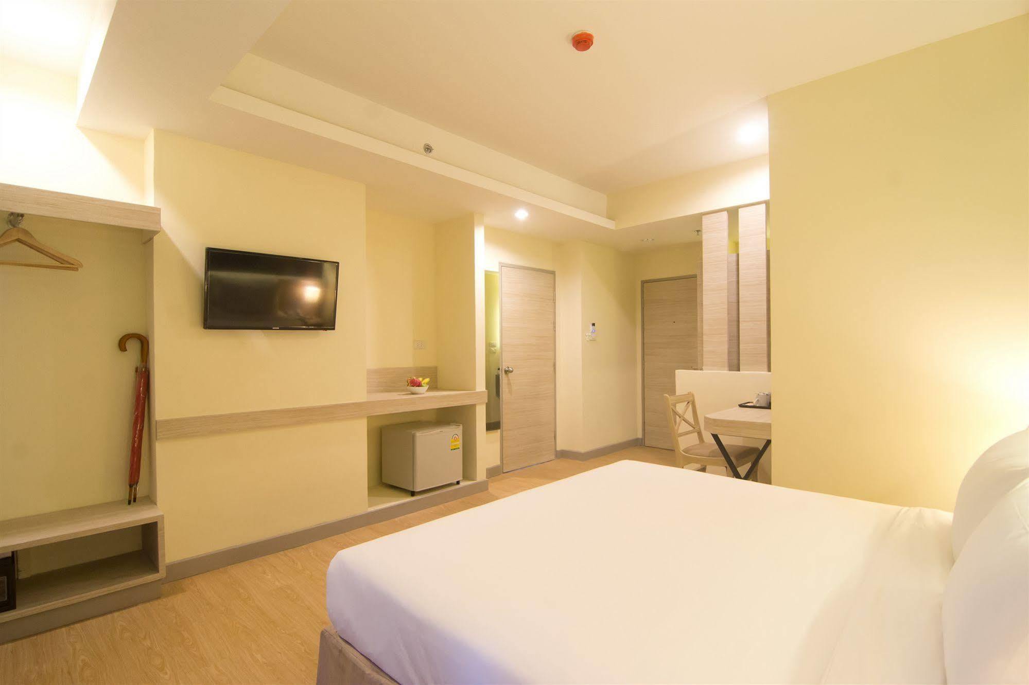 Hotel Sunshine One Pattaya Exterior foto