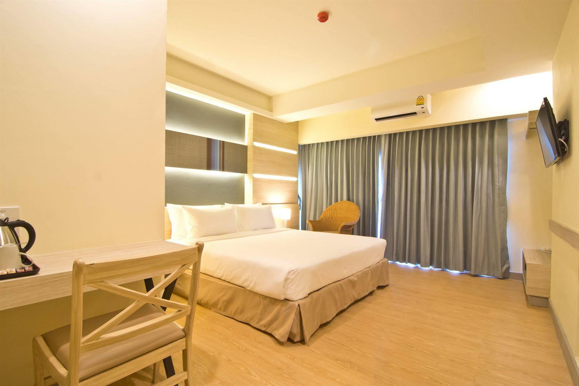 Hotel Sunshine One Pattaya Exterior foto