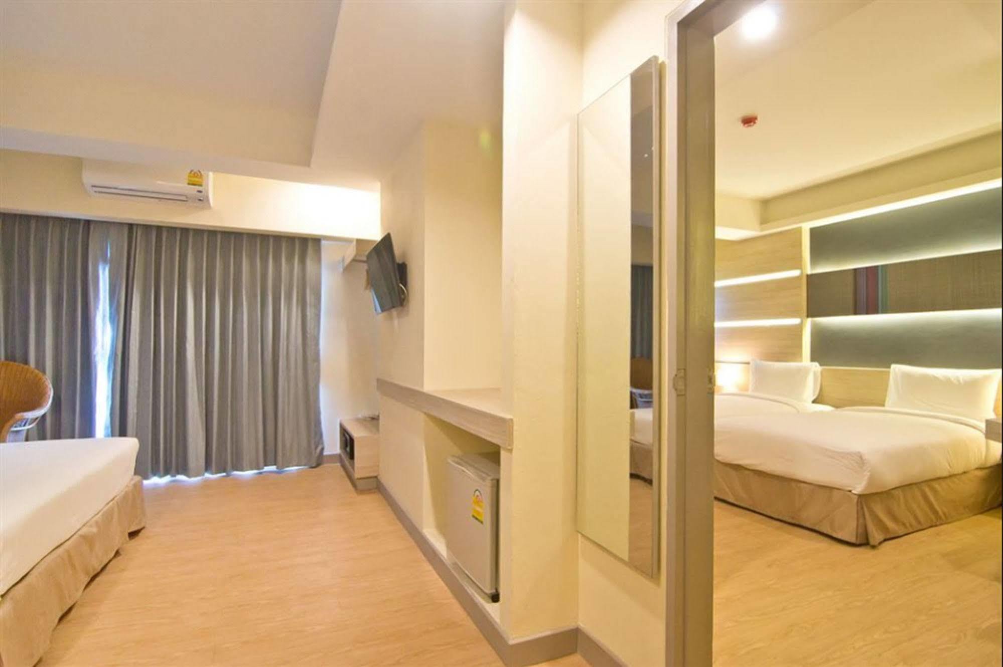 Hotel Sunshine One Pattaya Exterior foto